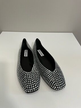 Steve Madden Delphine Crystal Stud Ballet Flats Black Rhinestone Size 8.5